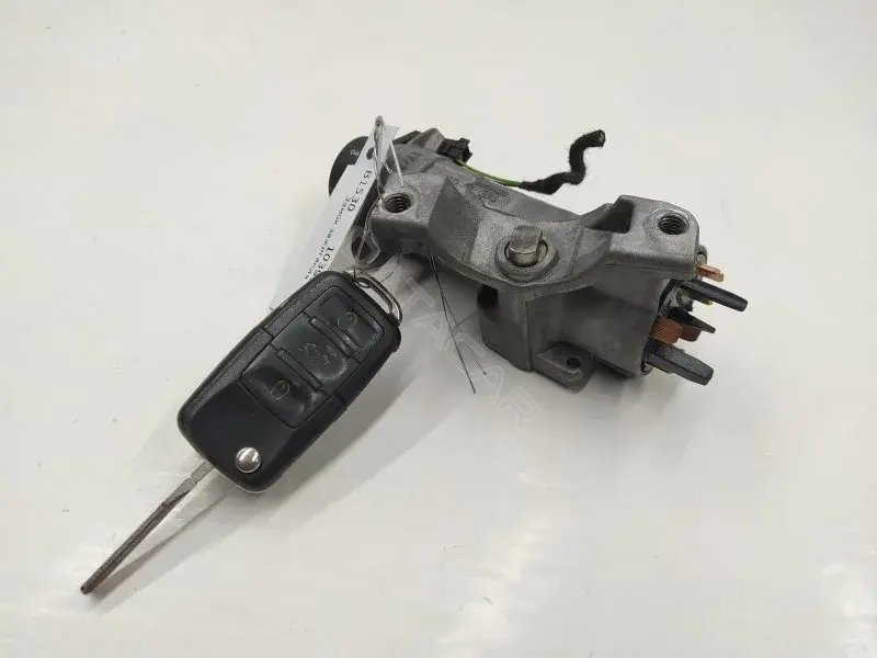 Замок зажигания 4B0905851C