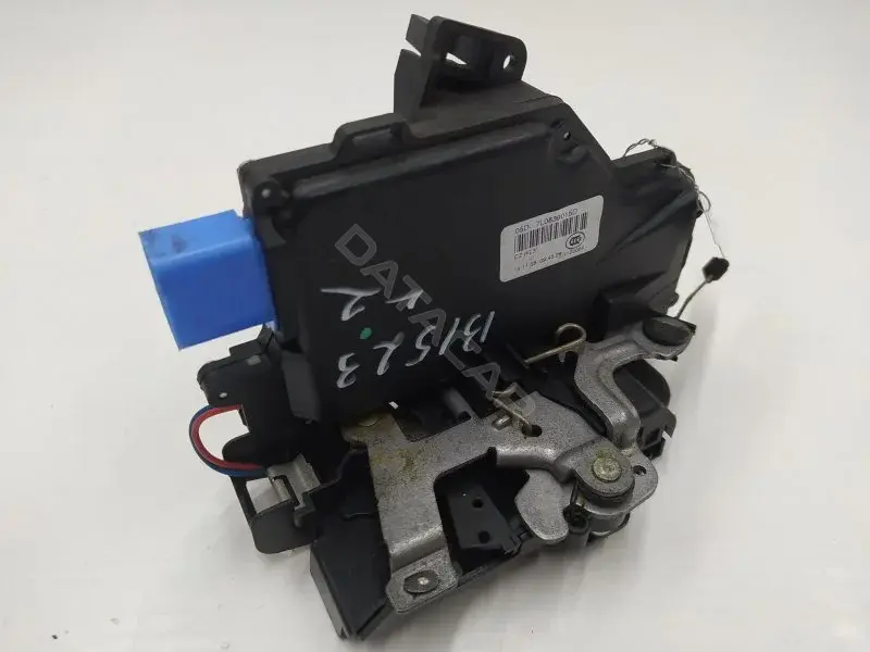 Замок двери 7L0839015D