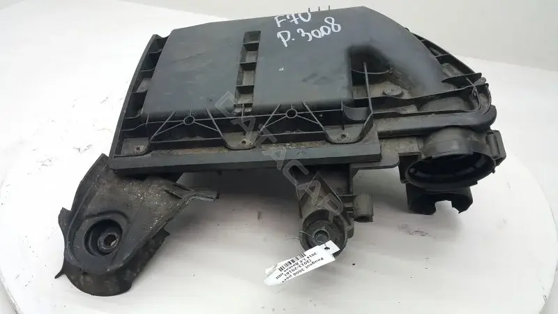 Корпус воздушного фильтра 9673061080