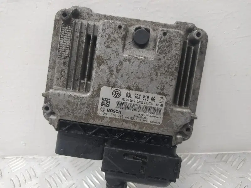 Блок управления двигателем 03L906018AR