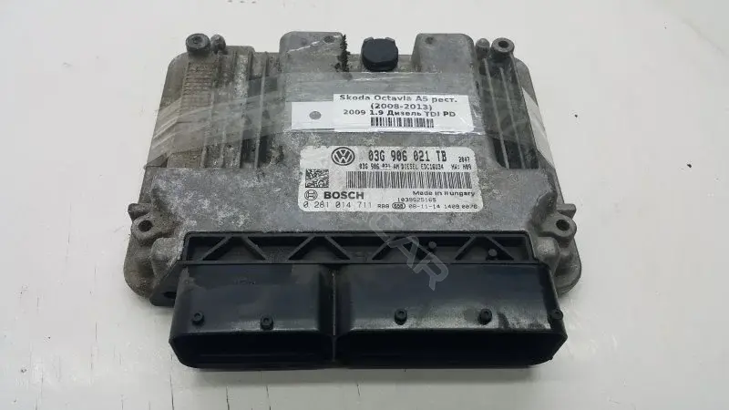 Блок управления двигателем 03G906021TB