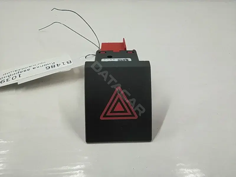 Кнопка аварийки 5J0953235E
