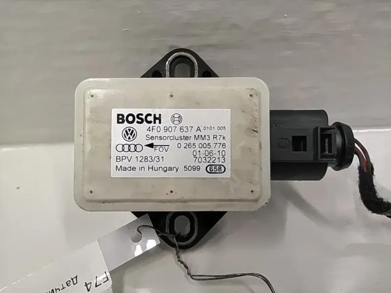 Датчик ускорения 4F0907637A