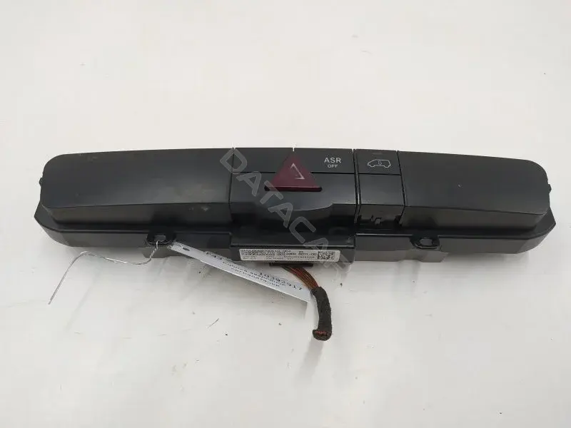 Кнопка аварийки A9068701710