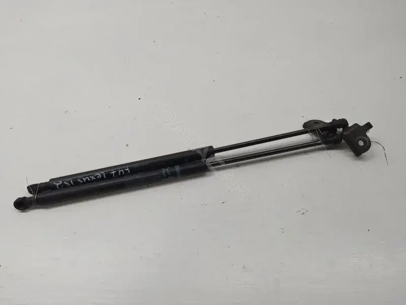 Амортизатор крышки багажника, капота, заднего стекла 534500W080