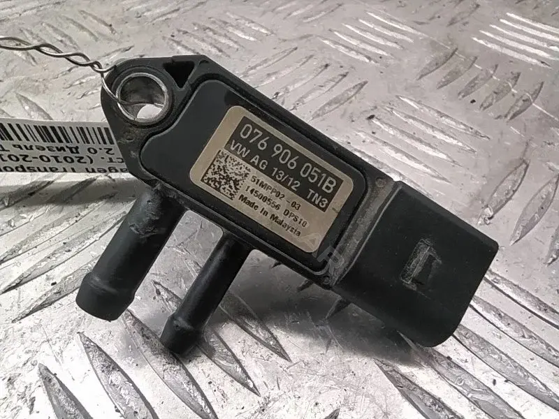 Датчик давления выхлопных газов 076906051B