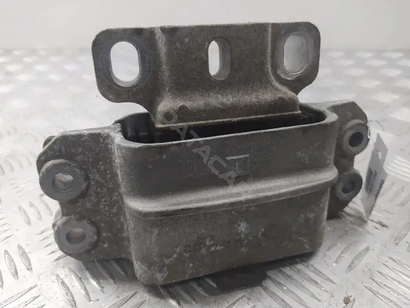 Подушка двигателя (Опора) 1K0199555L