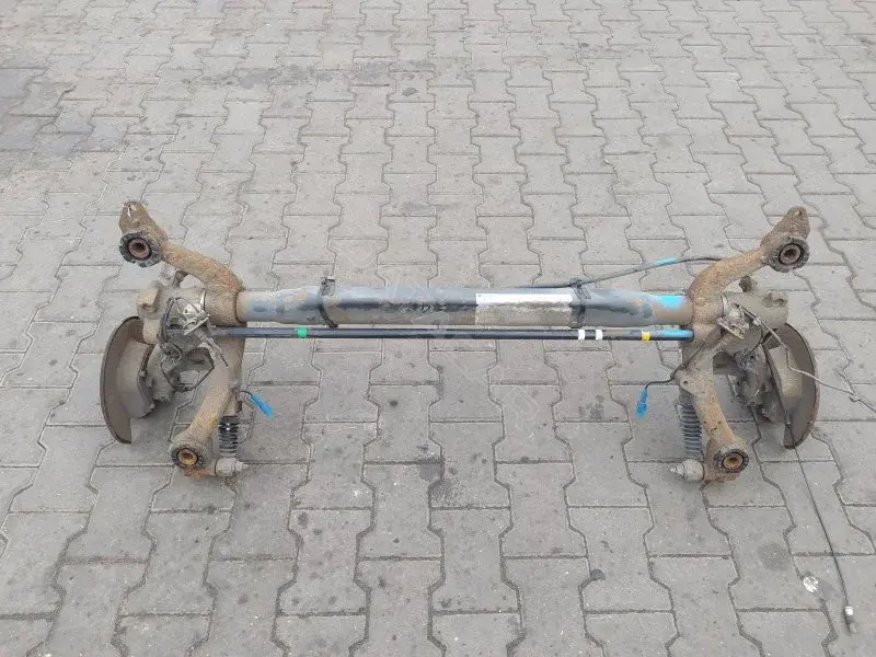 Балка подвески 10389530