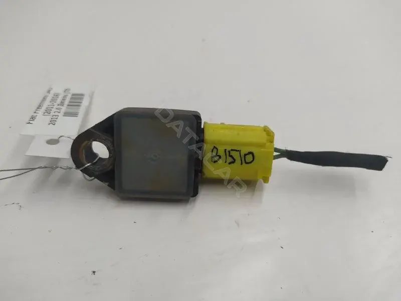 Датчик удара 56038950AA