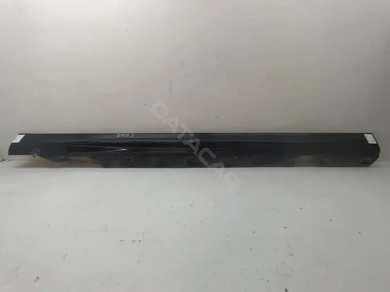 Накладка на порог 8226118