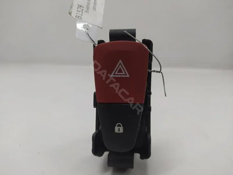 Кнопка аварийки 8200214896A