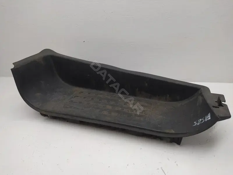 Подножка 7H0863735B