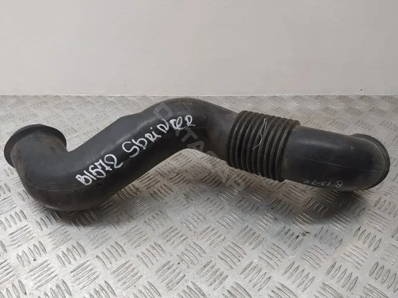 Патрубок воздушный A0000949308