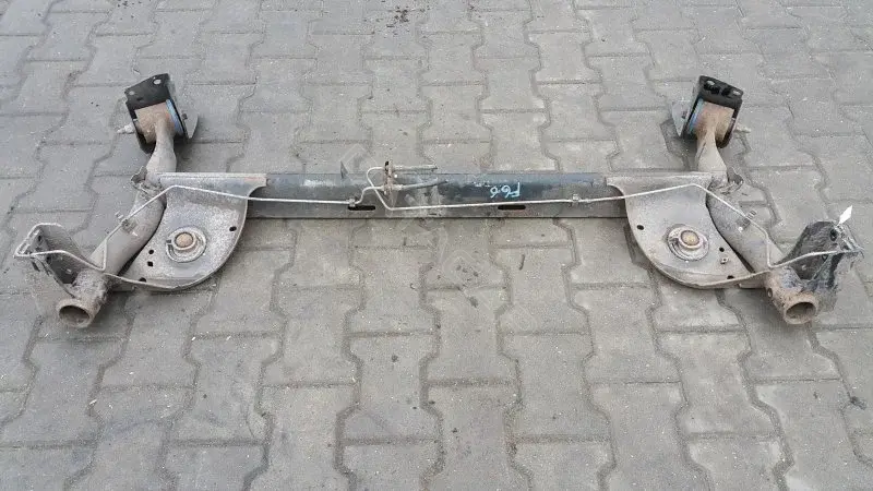 Балка подвески 430000011R