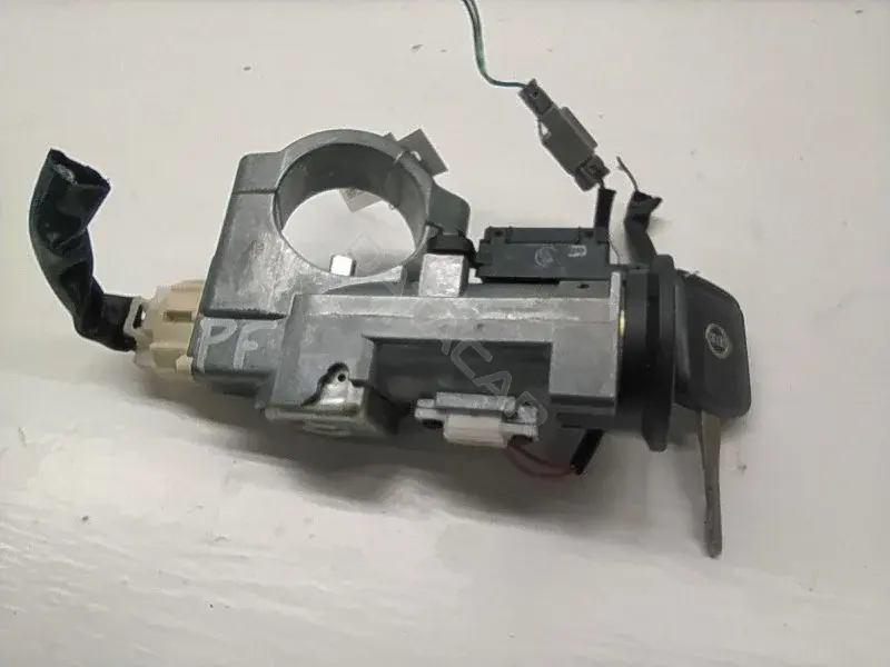 Замок зажигания 28590AX600