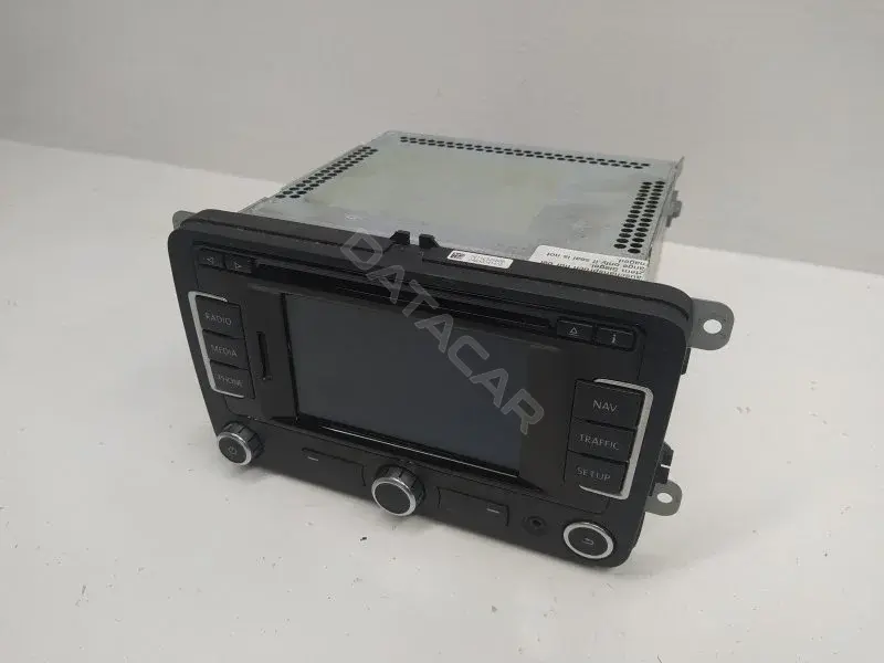 Магнитола 3C8035279S