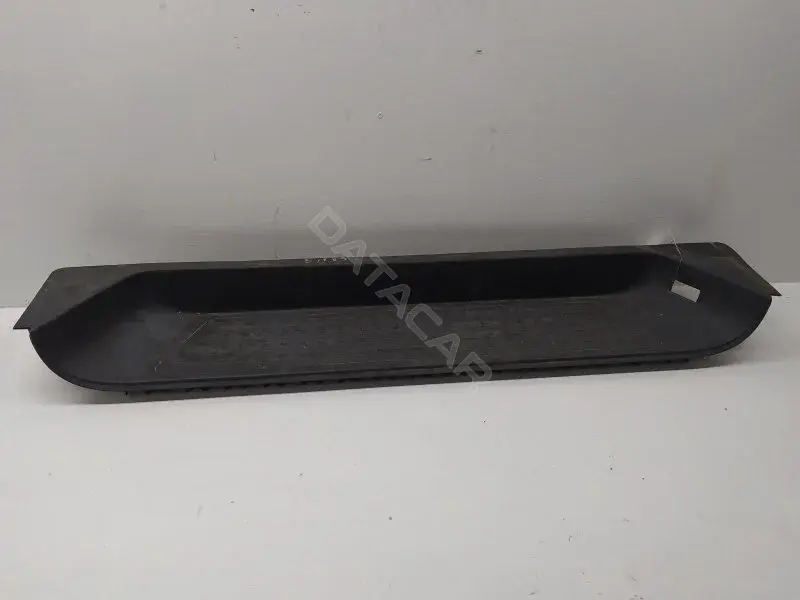 Подножка 7H0863372A