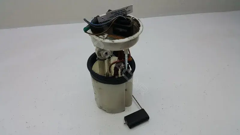 Топливный насос 5Z0919051G