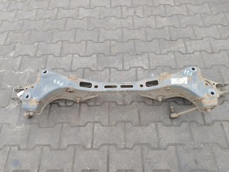 Балка подвески 554052S010