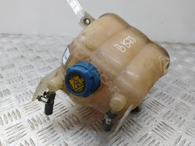 Расширительный бачок 10382732
