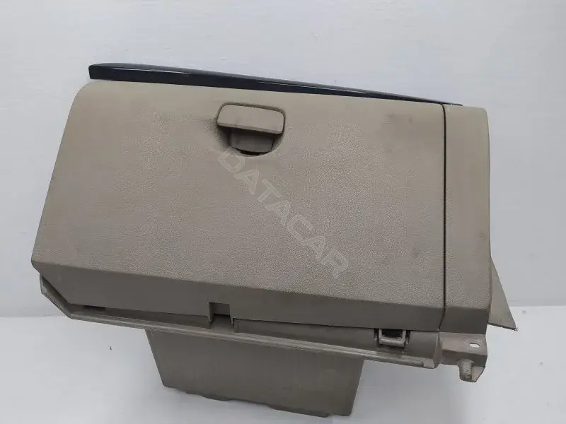 Бардачок 681080027R