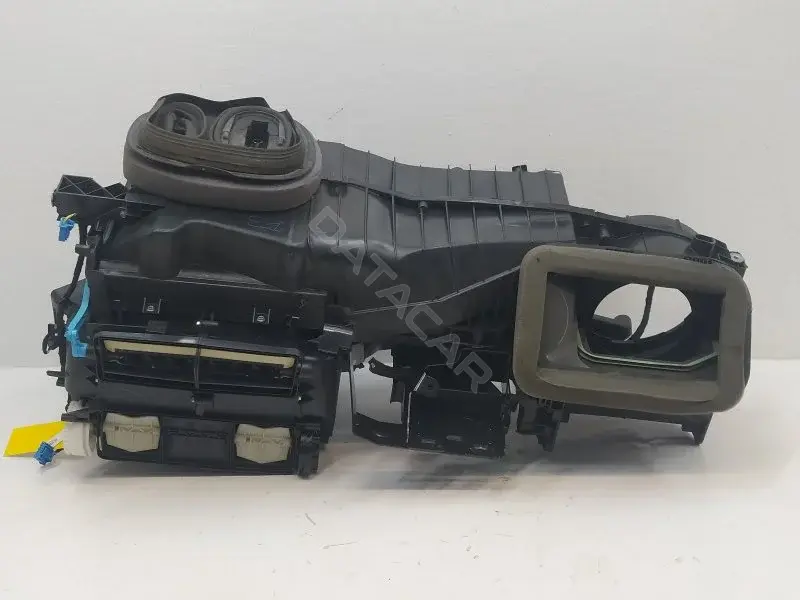 Корпус отопителя (печки) 1K1820003LN