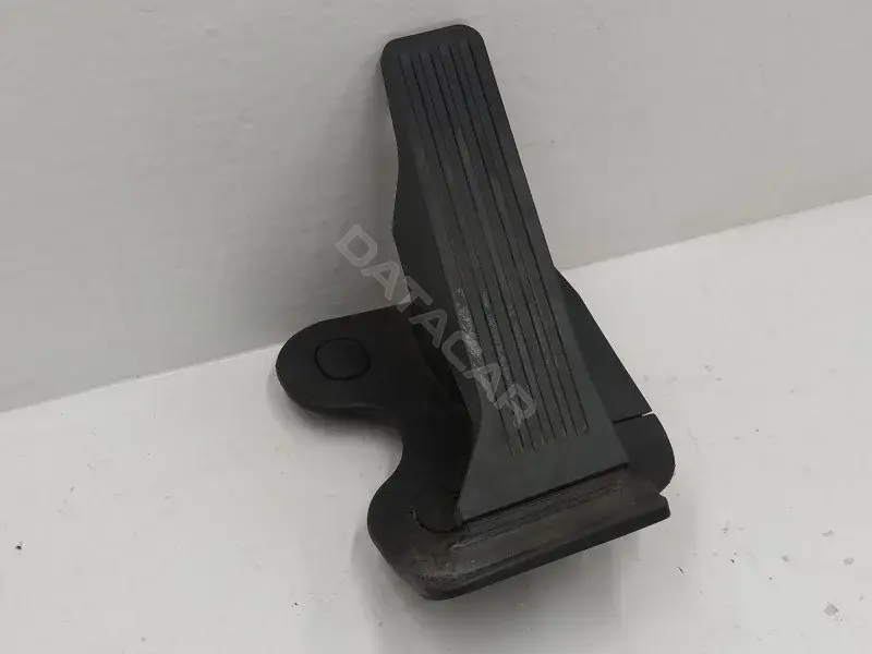 Педаль газа GHP941600A