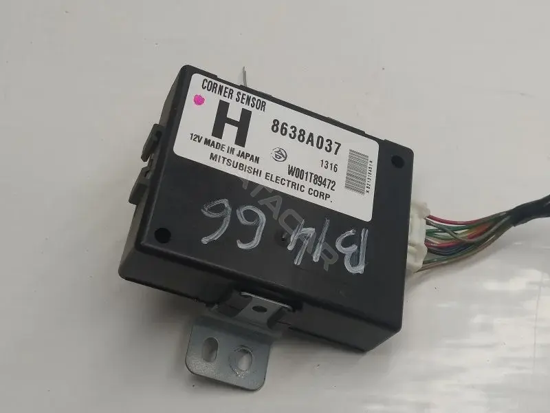 Блок управления парктрониками 8638A037