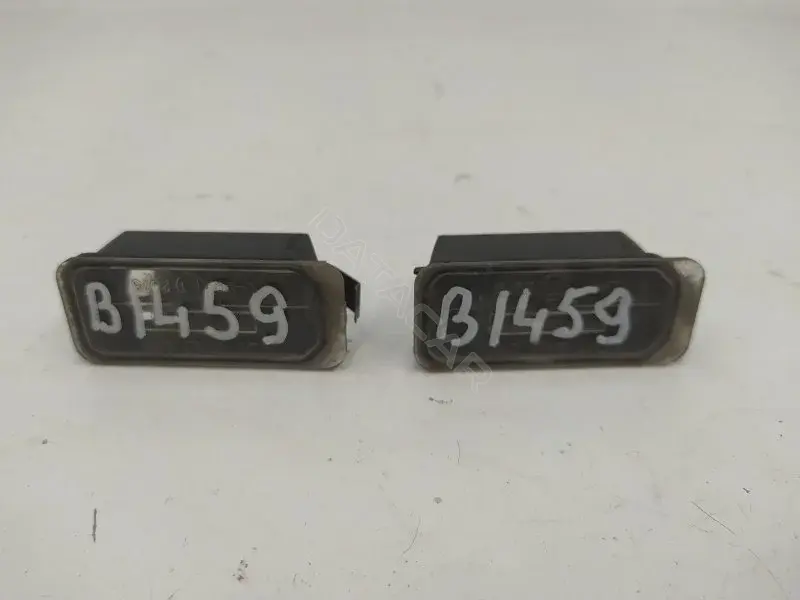 Фонарь подсветки номерного знака 6M2A13550AB