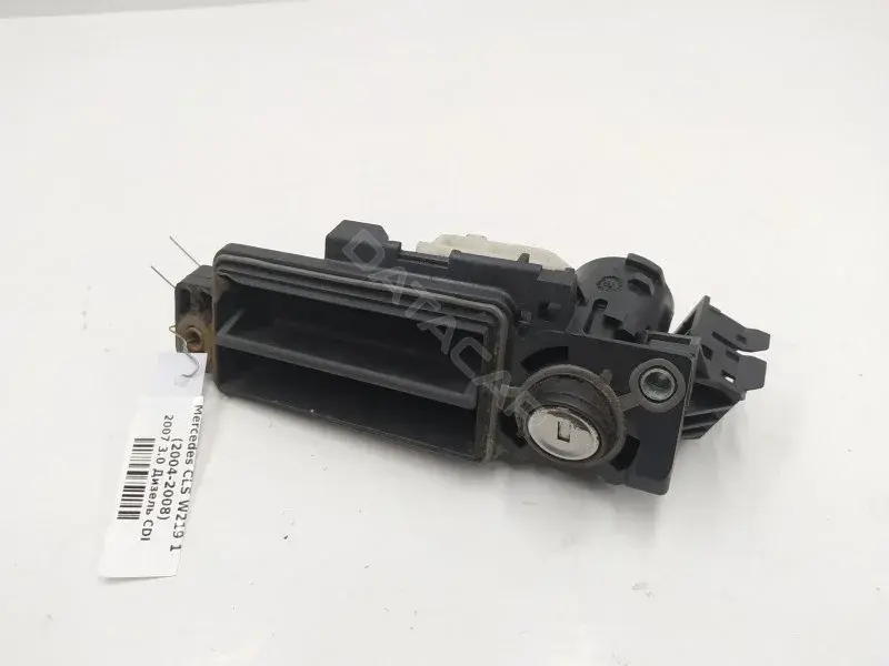 Ручка крышки багажника A2037500693