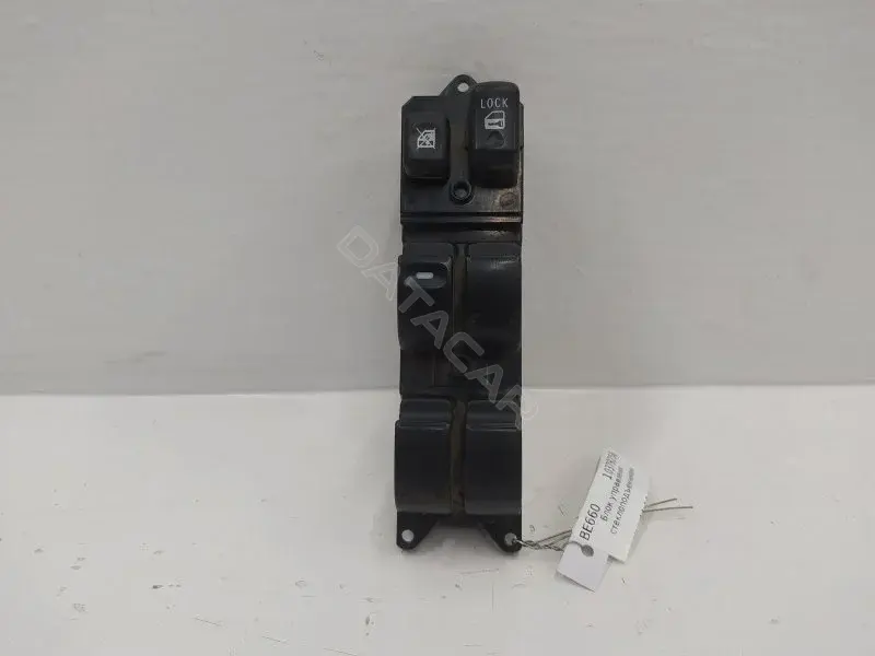 Блок управления стеклоподъемниками 8608A058