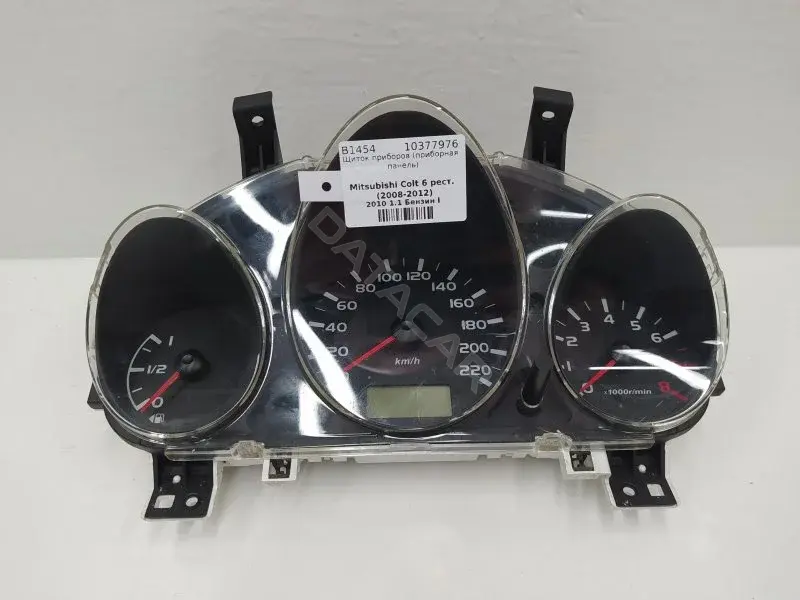 Панель приборов MR951770K