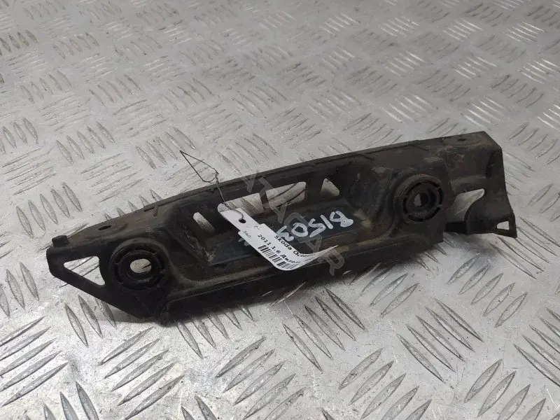 Кронштейн-направляющая бампера 1Z9807394