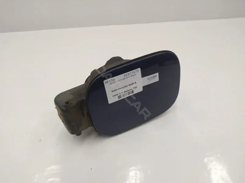 Крышка лючка топливного бака 1J0809857B