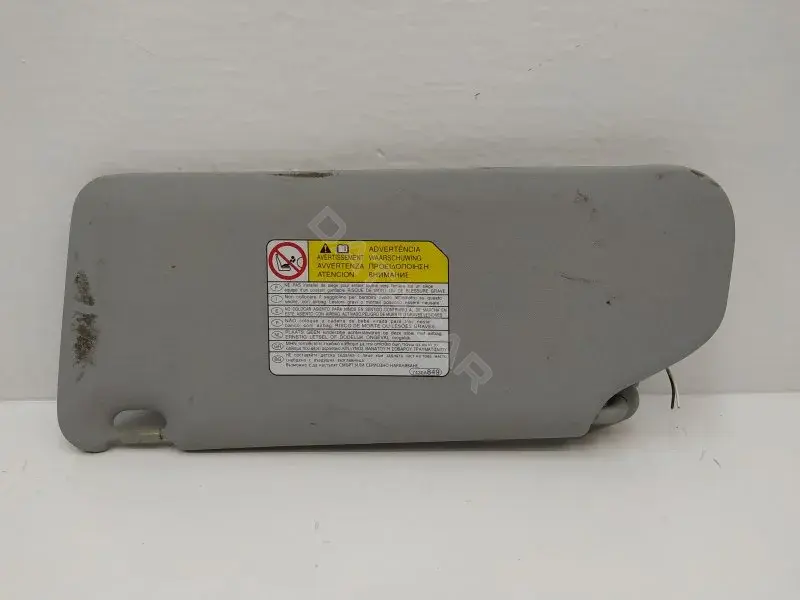Козырек солнцезащитный 7620A634