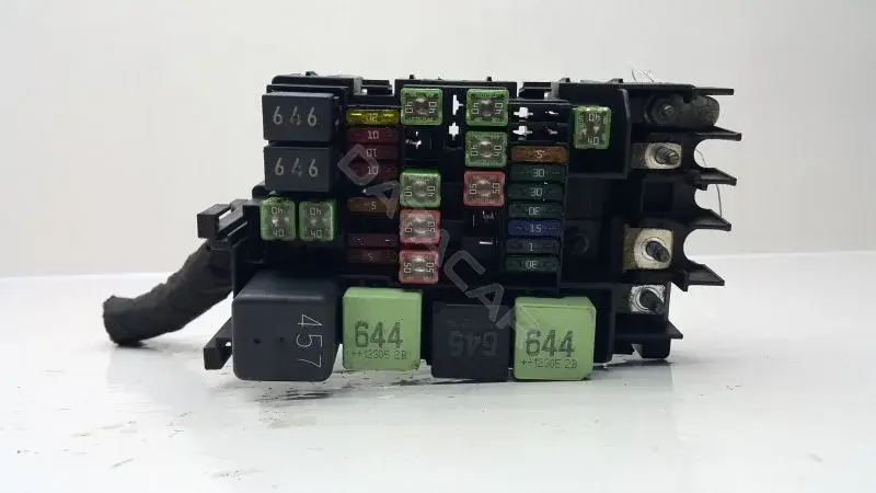 Блок предохранителей 5C0937819K