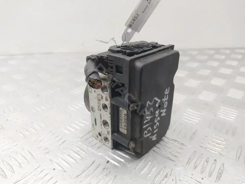 Блок управления АБС 476609U100