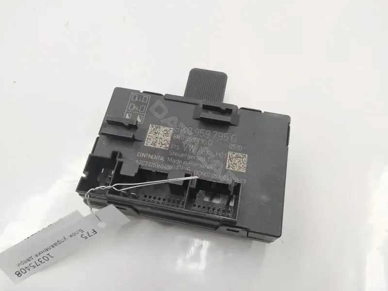 Блок управления двери 8K0959795G