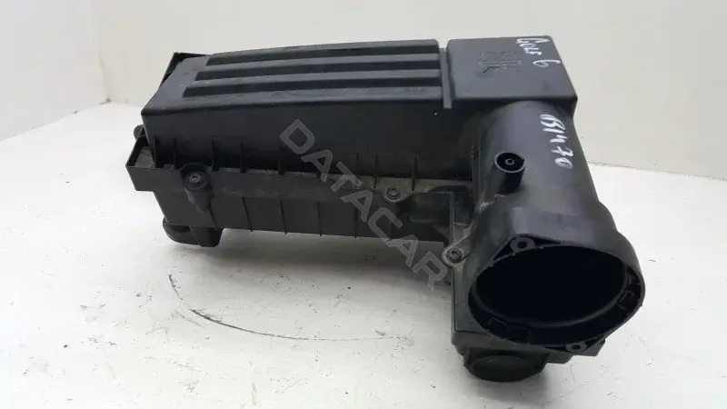 Корпус воздушного фильтра 3C0129601