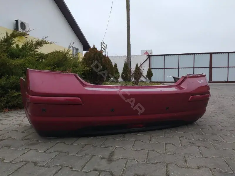 Задний бампер 10373707