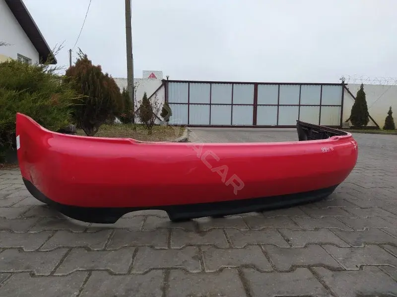 Задний бампер 10373703