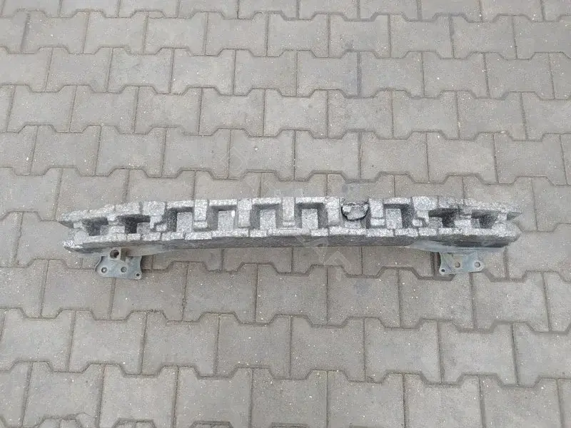 Усилитель бампера 1T0807582