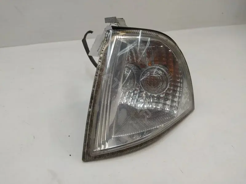 Поворотник 1uo953049c