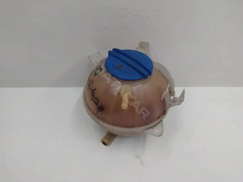 Расширительный бачок 1K0121407A