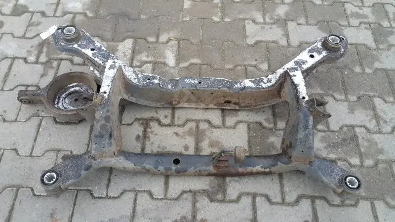 Балка подвески 10372630