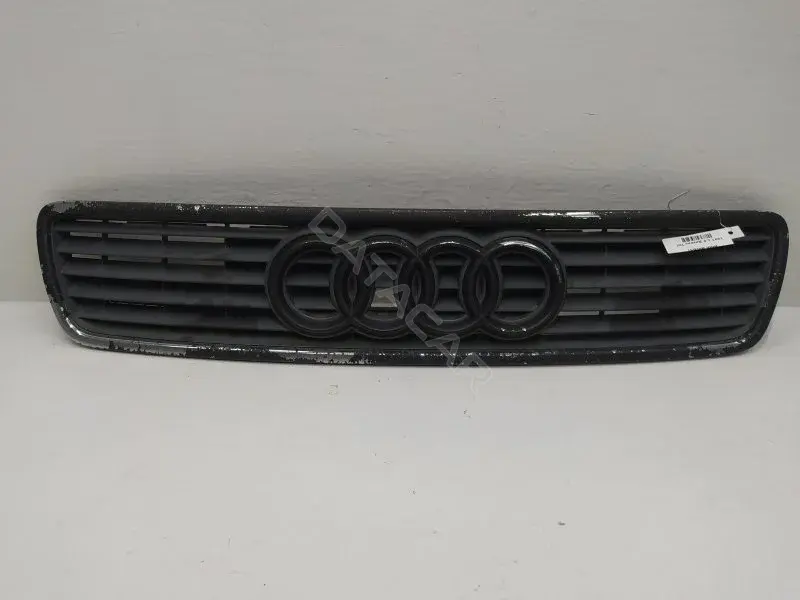 Решетка радиатора 8D0853651K