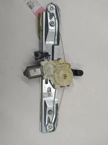 Стеклоподъемник BM51A27000BA