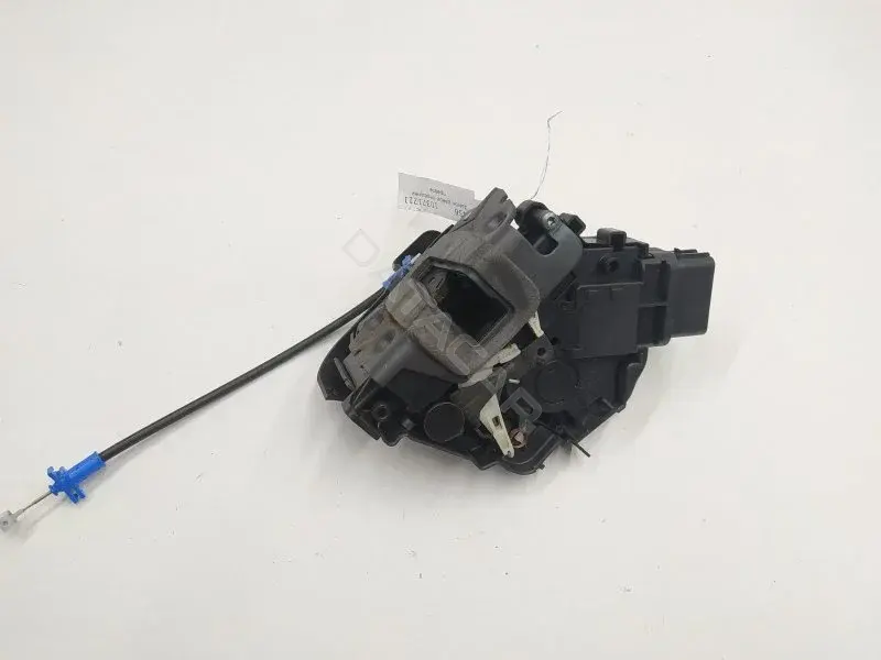 Замок двери 6M2AR21812AC