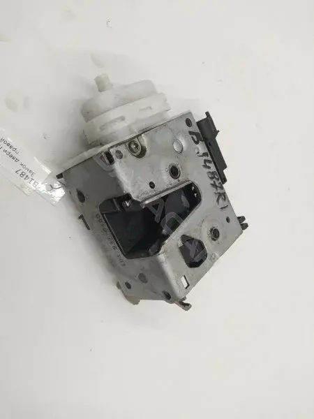 Замок двери 4D1837016D