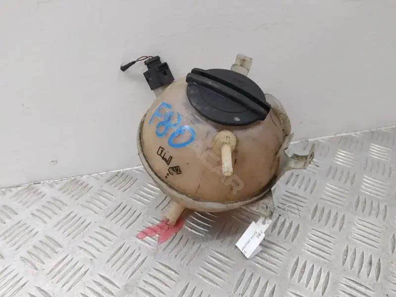 Расширительный бачок 1K0121407A